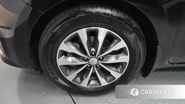 Kia All New Carnival id 3494843 из Кореи 15