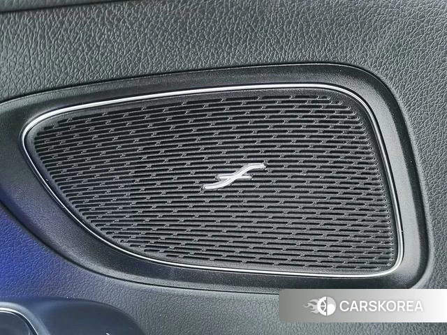 Mercedes-Benz Class C id 4209254 из Китая 17