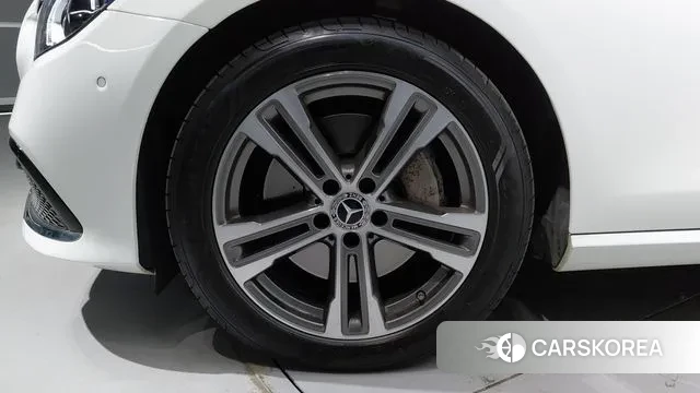 Mercedes-Benz E-Class W213 id 3561159 из Кореи 15