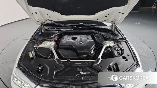 BMW 5 Series (G30) id 3243709 из Кореи 15