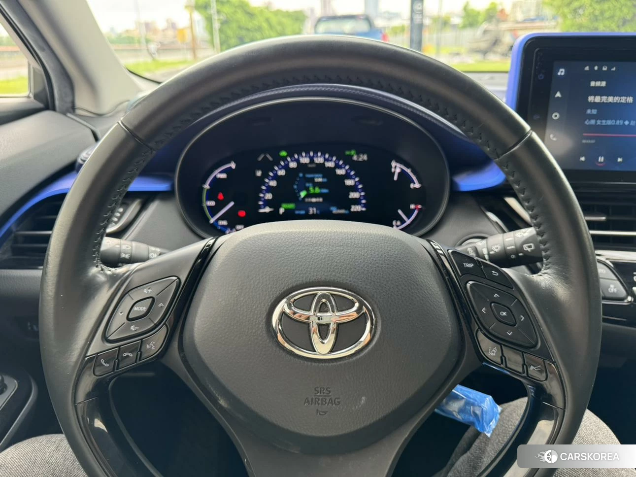 Toyota C-HR id 4454745 из Китая 15