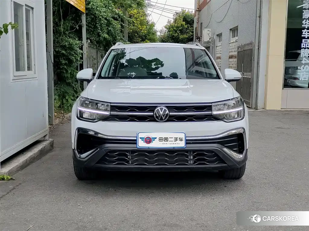 Volkswagen Tharu 2025 Белый из Китая, фото 6