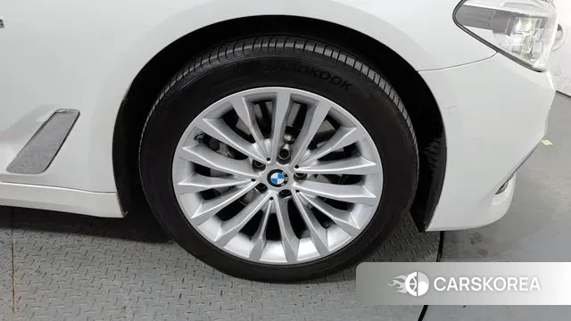 BMW 5 Series (G30) id 3531124 из Кореи 15