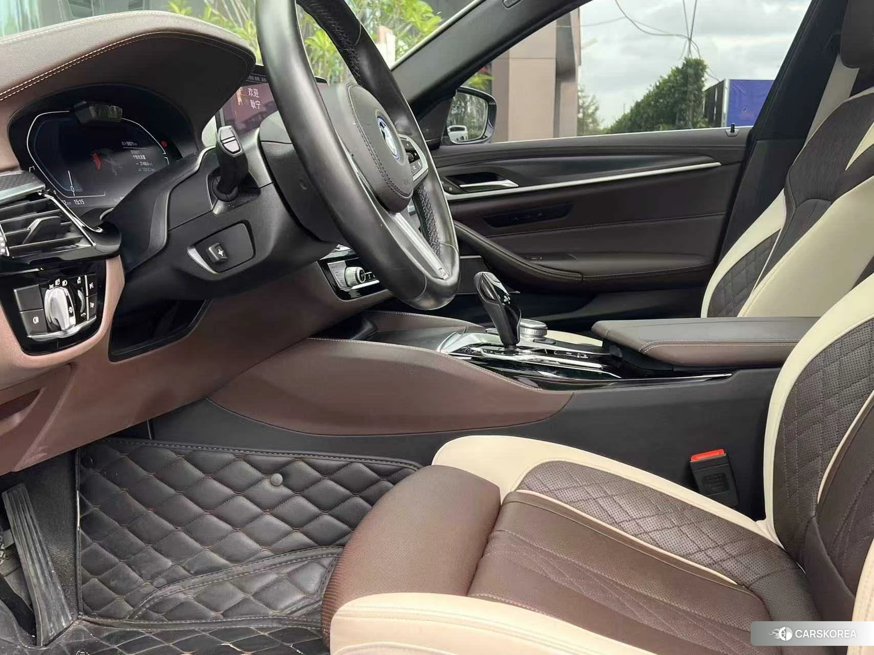 BMW 5 series PHEV id 4420925 из Китая 11