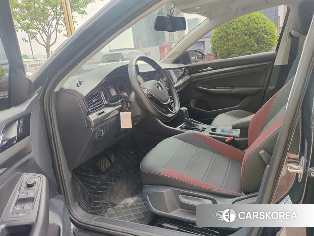 Volkswagen Bora 2021 Темно-серый из Китая, фото 5