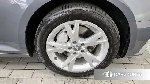 Audi A4 (B9) id 3243992 из Кореи 15