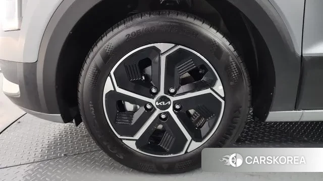 Kia Di Ol Nu Niro id 3482201 из Кореи 15