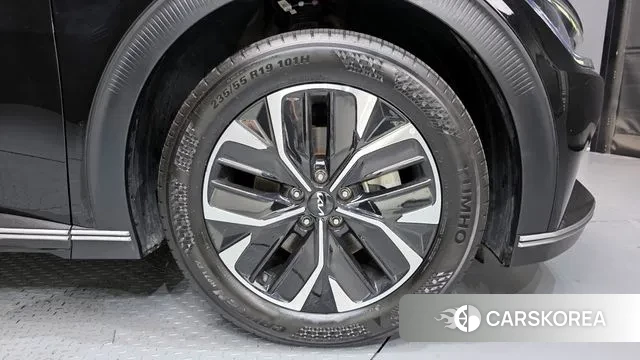 Kia EV6 id 3043424 из Кореи 15