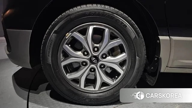 Hyundai The New Grand Starex id 3578520 из Кореи 15