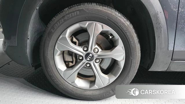 Kia Seltos id 4609555 из Кореи 15