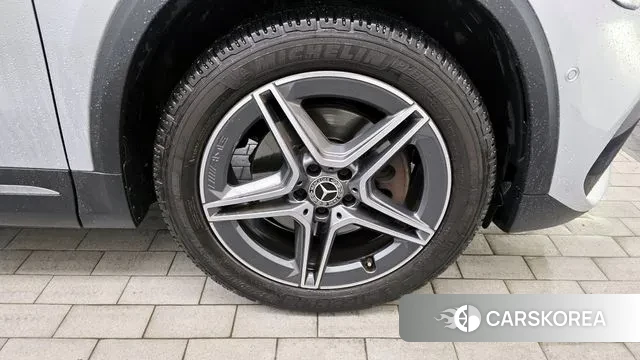 Mercedes-Benz GLA - Class H247 id 3509234 из Кореи 15