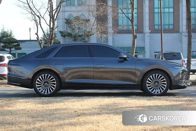 Hyundai Grandeur Hybrid (GN7) id 3452695 из Кореи 10