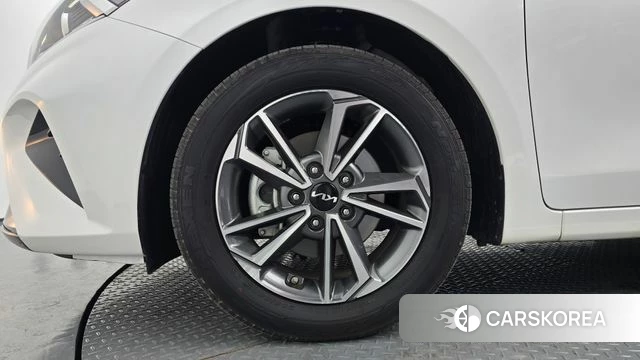 Kia The New K3 2nd generation id 3915704 из Кореи 15