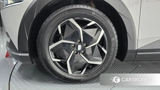 Hyundai Ionic 5 id 4445132 из Кореи 32
