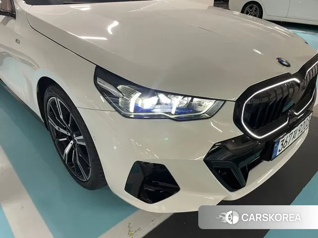 BMW 5 Series (G60) id 3333012 из Кореи 7