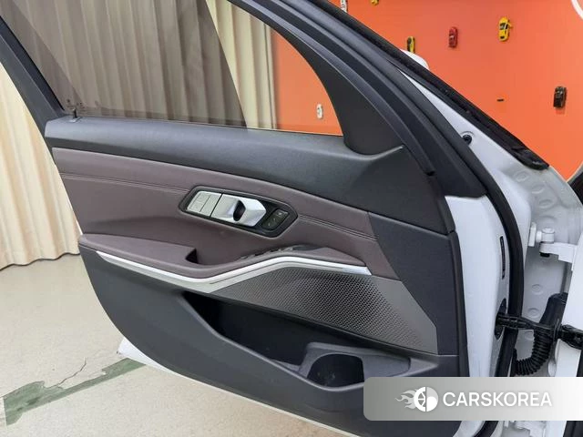 BMW 3 series id 4208190 из Китая 10