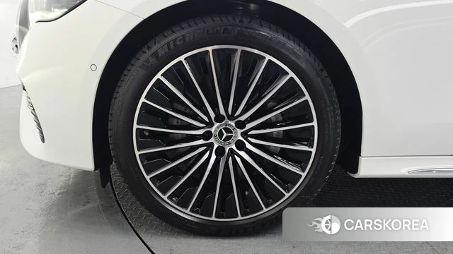 Mercedes-Benz E-Class W214 id 4617390 из Кореи 29