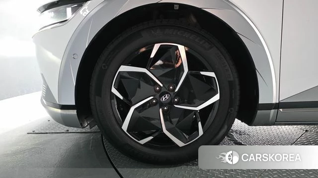Hyundai Ionic 5 id 4481846 из Кореи 15