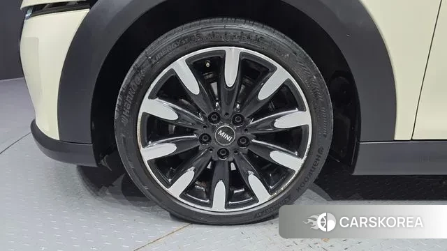 Mini Cooper Convertible id 3295579 из Кореи 15