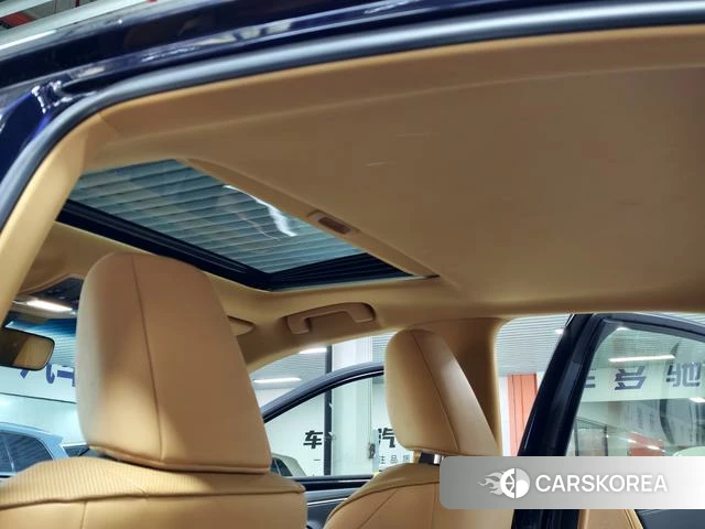 Lexus ES 2023 Синий из Китая, фото 6