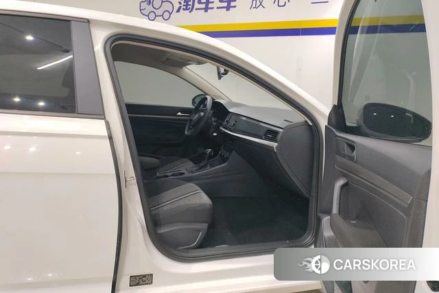 Volkswagen Lavida id 4205679 из Китая 12