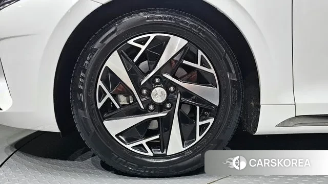 Hyundai The New Grandeur IG Hybrid id 3032163 из Кореи 15