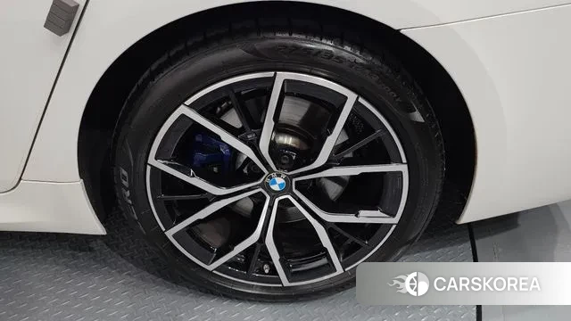 BMW 5 Series (G30) id 3043989 из Кореи 15