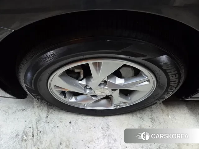 Hyundai Avante (CN7) id 3538165 из Кореи 15