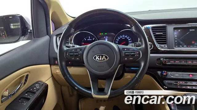 Kia The New Carnival id 2699098 из Кореи 15