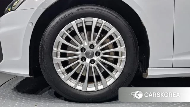 Audi A6 (C8) id 3324184 из Кореи 15