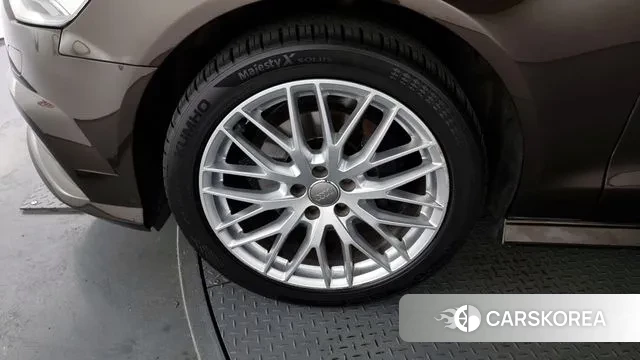 Audi New A6 id 3013900 из Кореи 15