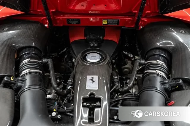 Ferrari F8 Spider 2022 Красный из Кореи, фото 5