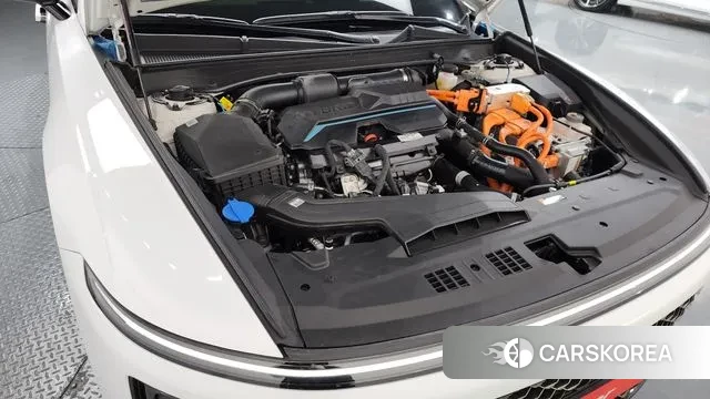 Hyundai Grandeur Hybrid (GN7) id 3690133 из Кореи 15