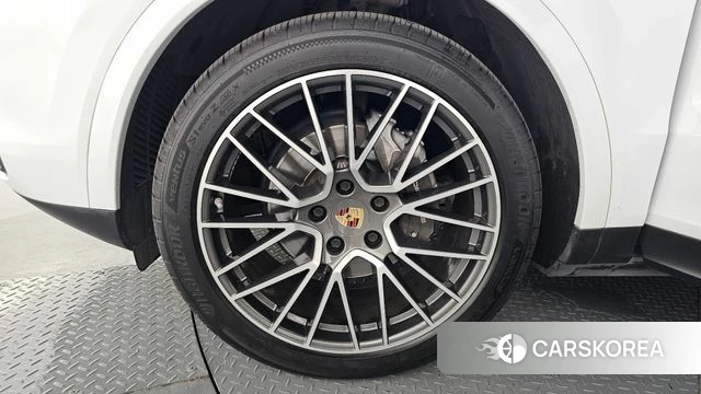 Porsche Cayenne (PO536) id 4623914 из Кореи 28