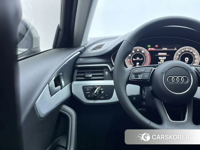 Audi A4L id 4333844 из Китая 23