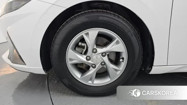 Hyundai Avante (CN7) id 2961108 из Кореи 15