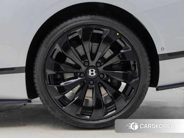 Bentley Continental GT 3rd Generation id 4408032 из Кореи 14
