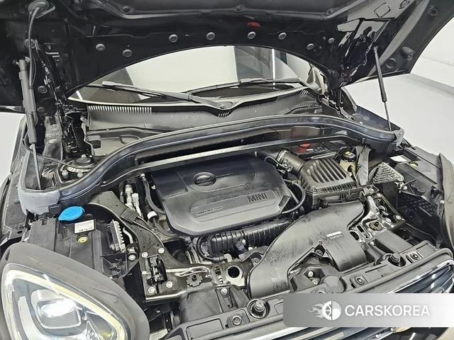 Mini Cooper Countryman 2021 Черный из Кореи, фото 5
