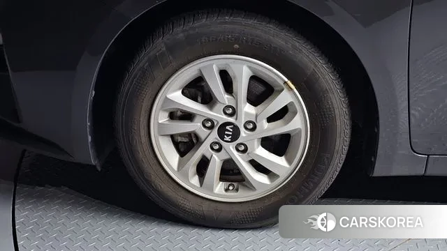 Kia Come New K3 id 2966381 из Кореи 15