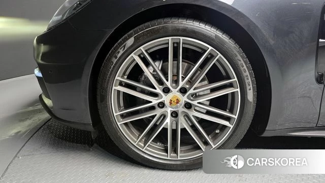 Porsche Panamera (971) id 3904987 из Кореи 15