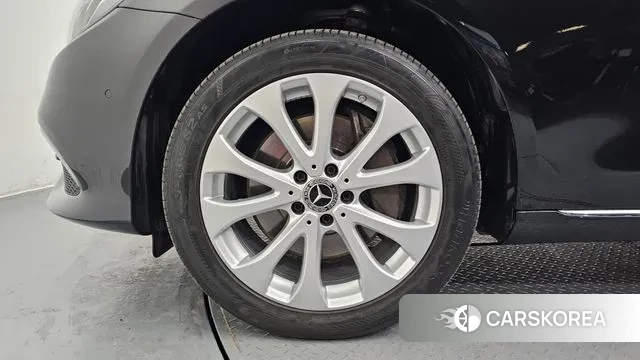 Mercedes-Benz E-Class W213 id 3698548 из Кореи 15