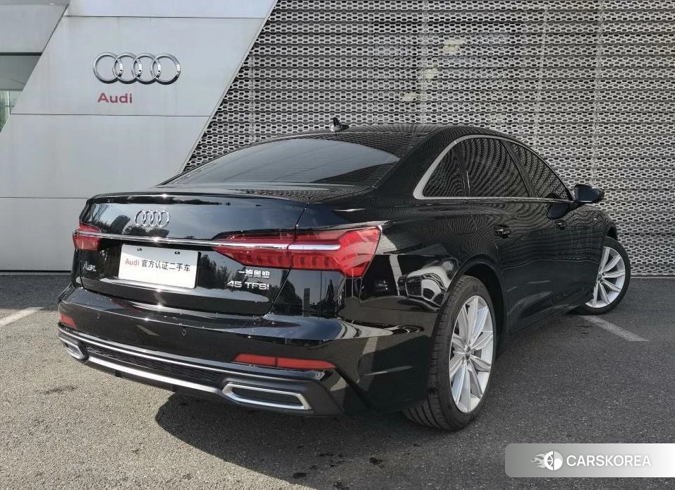 Audi A6L id 4453769 из Китая 11
