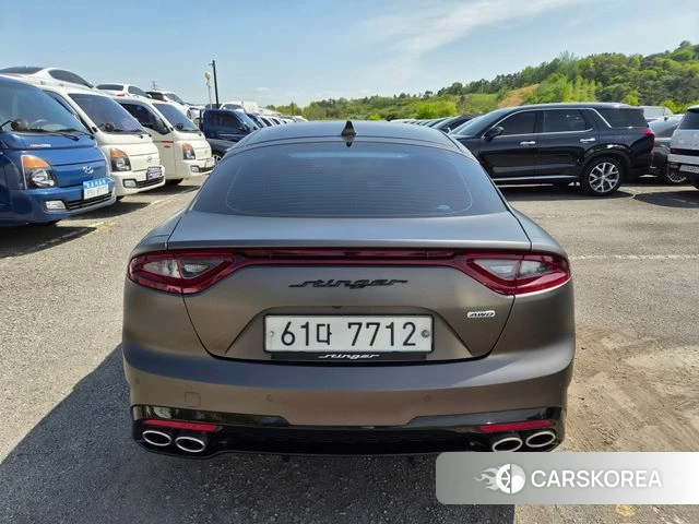 Kia Stinger id 4196839 из Кореи 15