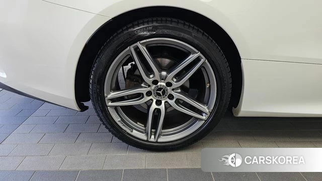 Mercedes-Benz E-Class W213 id 4688904 из Кореи 28