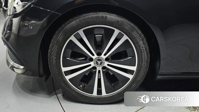Mercedes-Benz E-Class W213 id 4651213 из Кореи 31
