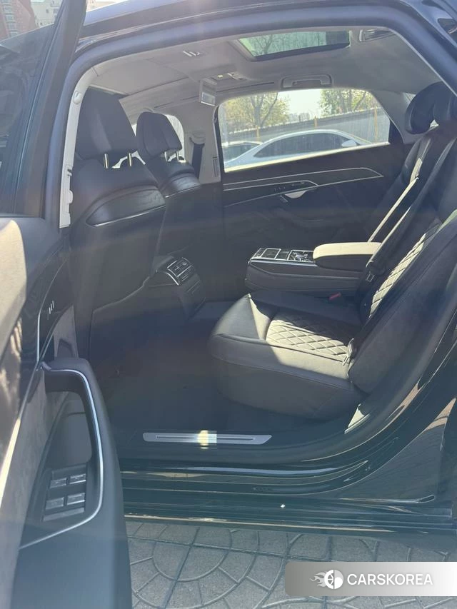 Audi A8 id 4278980 из Китая 7