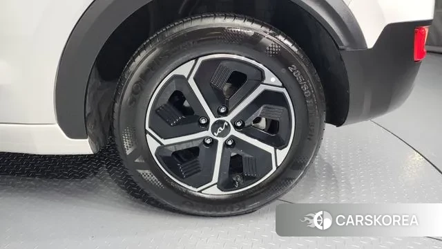 Kia Di Ol Nu Niro id 3416470 из Кореи 15