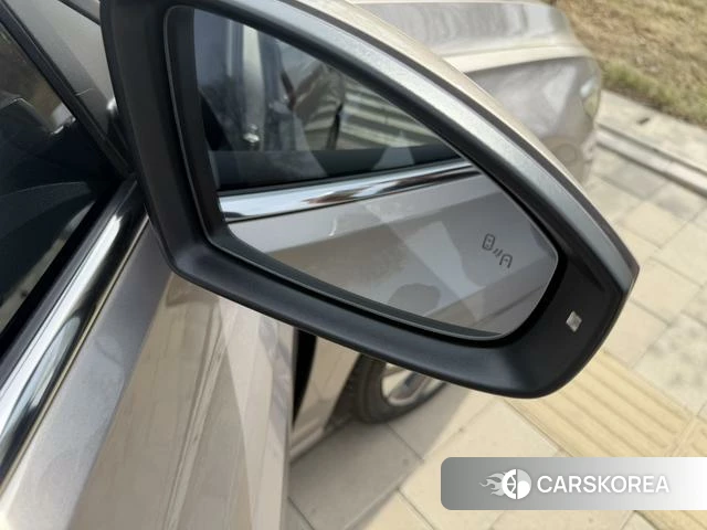 Volkswagen Bora id 4276630 из Китая 19