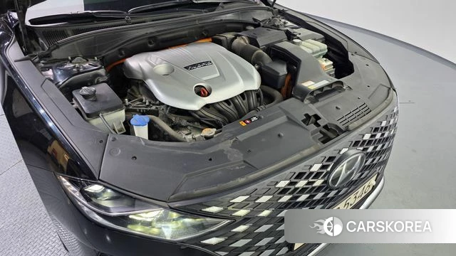 Hyundai The New Grandeur IG Hybrid id 4344977 из Кореи 32