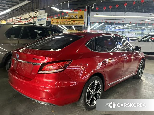 MG MG6 2018 Красный из Китая, фото 5